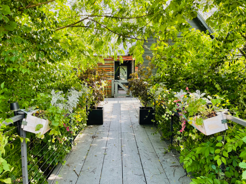 1418 Shelby Ave - Photo 2 of 18