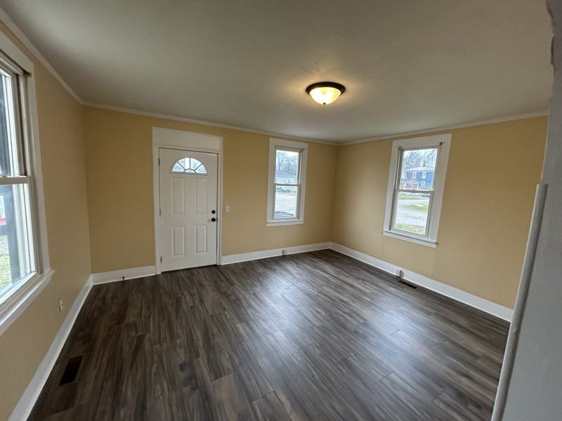 9 W Walnut St - Photo 7 of 7