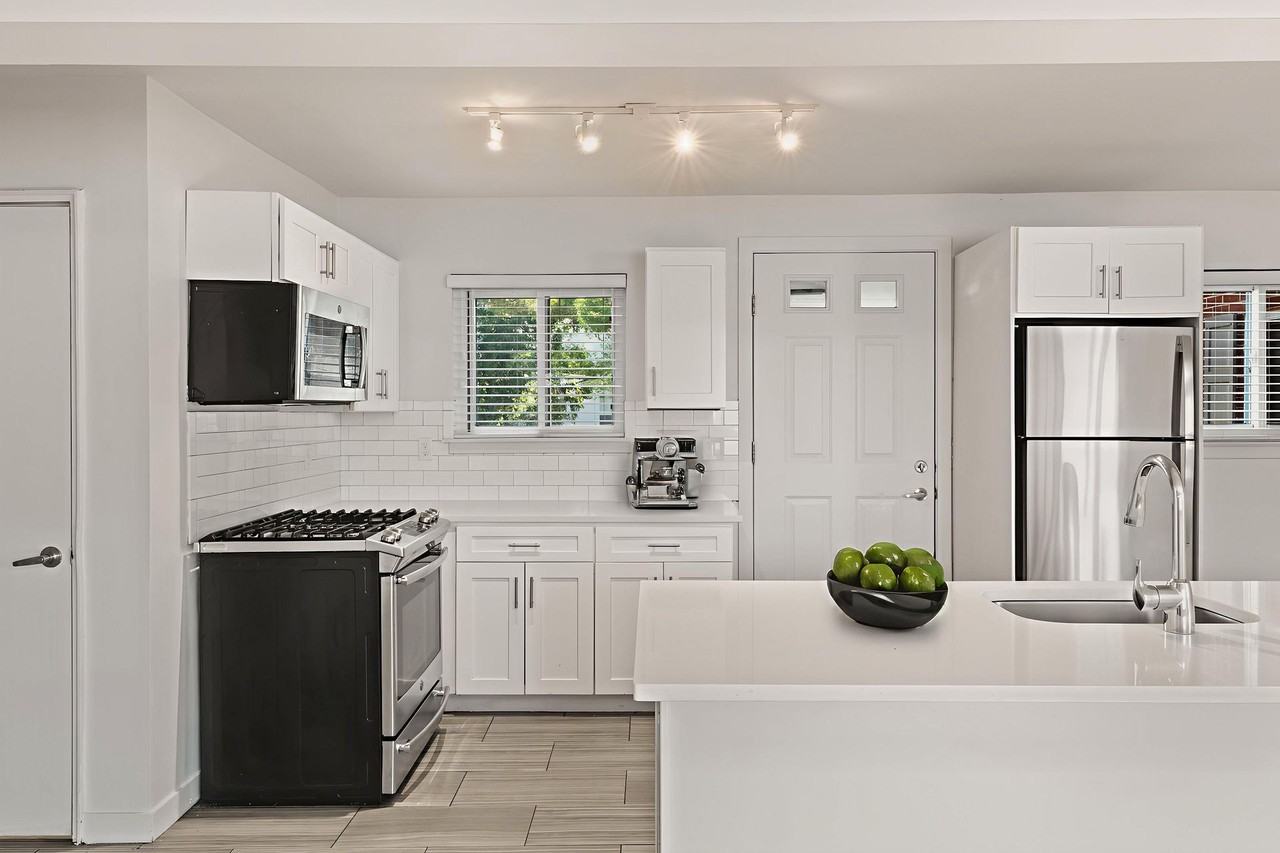 41 Wolfpit Ave - Photo 2 of 50