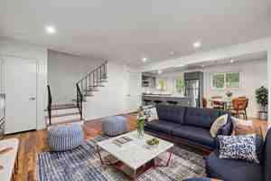 featured image of 41 Wolfpit Ave