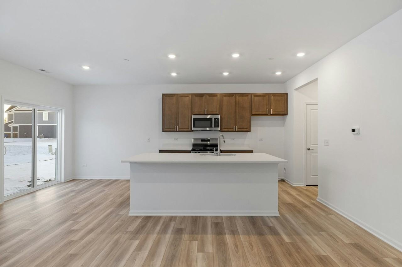 16531 Golden Vly Ln - Photo 3 of 19