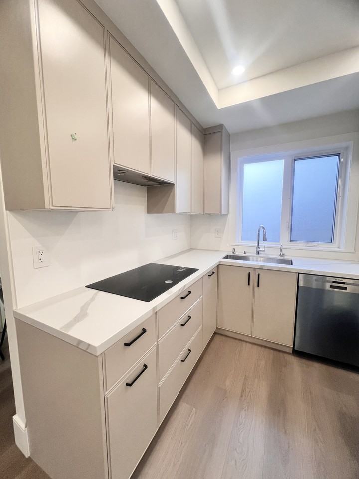 1505 West 61st Avenue - Photo 6 of 38