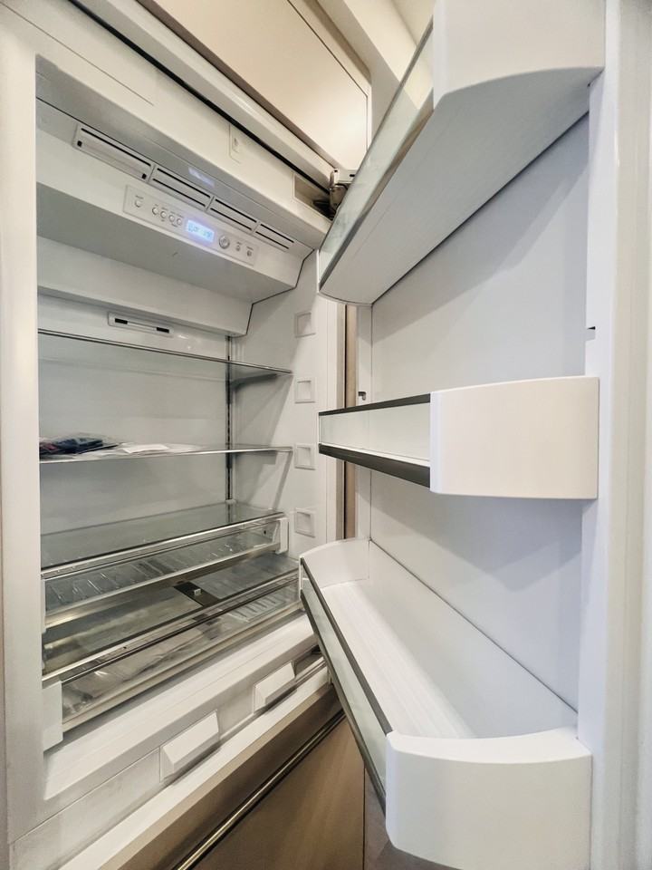 1505 West 61st Avenue - Photo 7 of 38