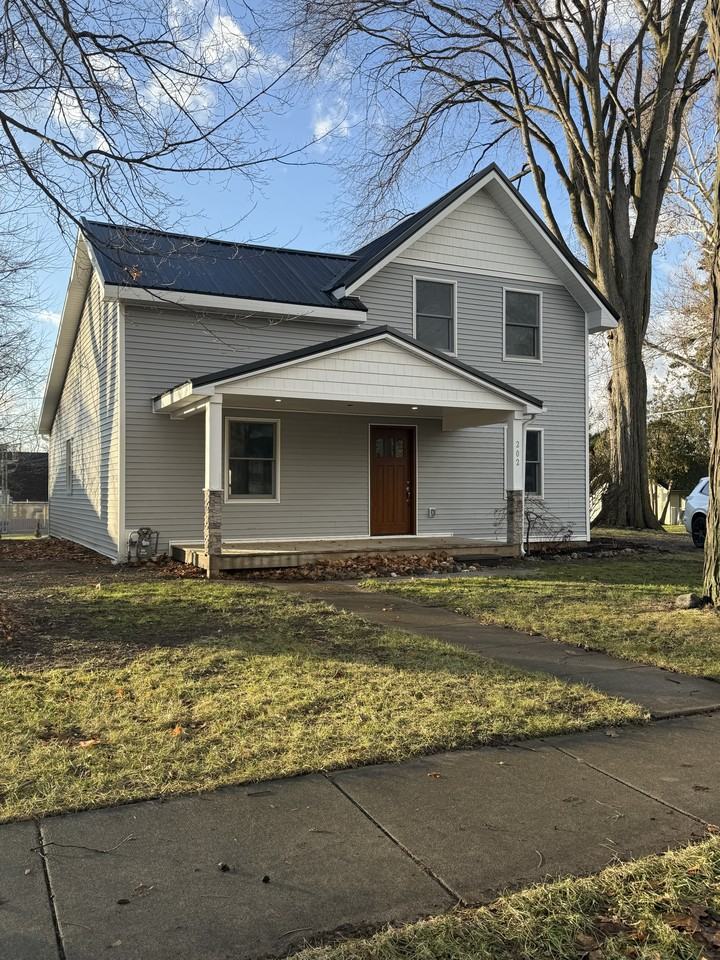 202 Oak St #NA - Photo 2 of 13