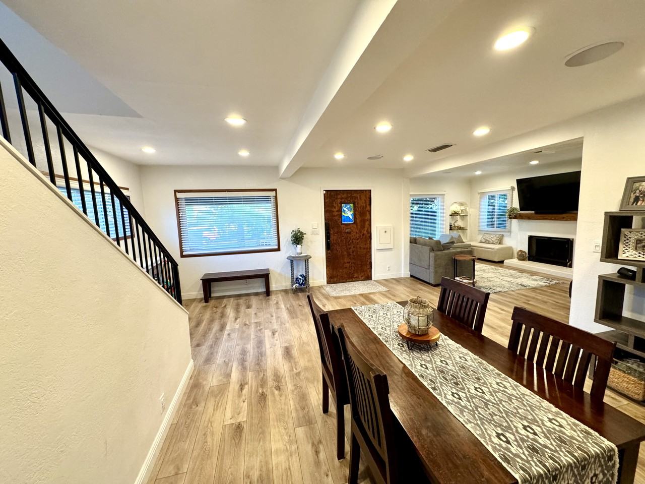 1824 Mendota St #NA - Photo 7 of 17