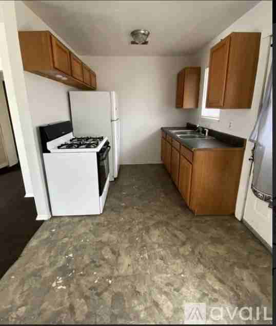 206 Robertson St #A - Photo 4 of 7