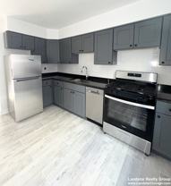 6705 N California Ave - Photo 1 of 1