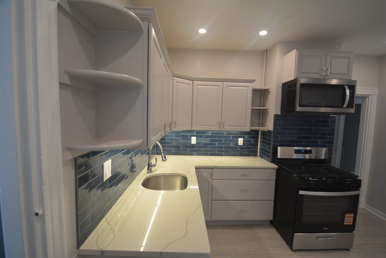 31 Claybourne St #1 - Photo 4 of 43