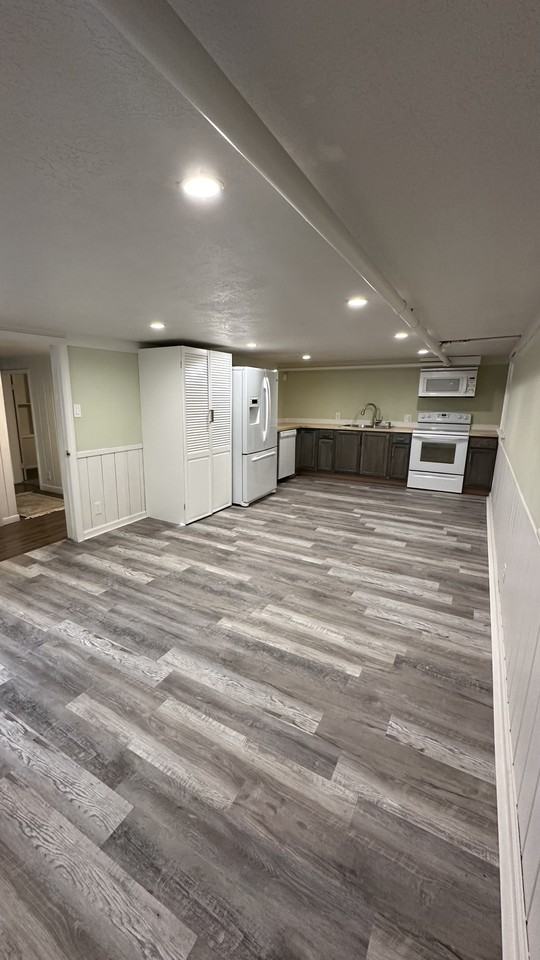 22 Marindale Ave #B - Photo 4 of 16