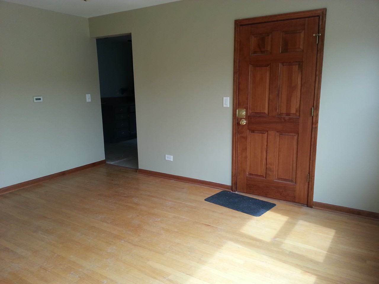 8510 W Catalpa Ave #2S - Photo 5 of 6