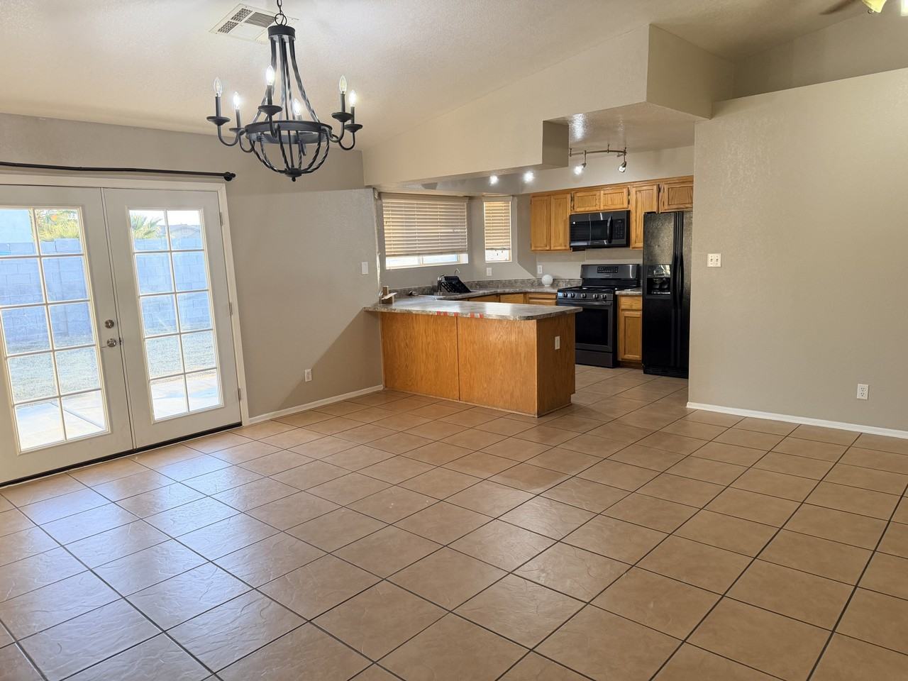 6233 E 40th Ln #NA - Photo 4 of 13