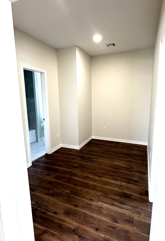 102 Meadowlark Ave #NA - Photo 6 of 17