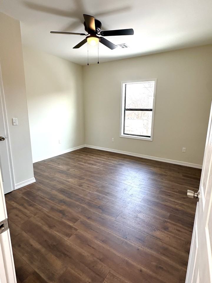 102 Meadowlark Ave #NA - Photo 7 of 17