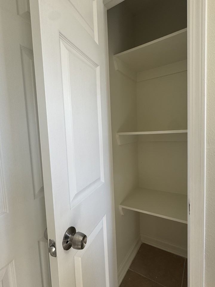 2223 Clouet St #2223-2B - Photo 7 of 11