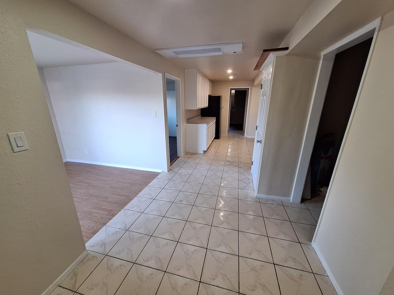 954 Surrey Dr #NA - Photo 5 of 13