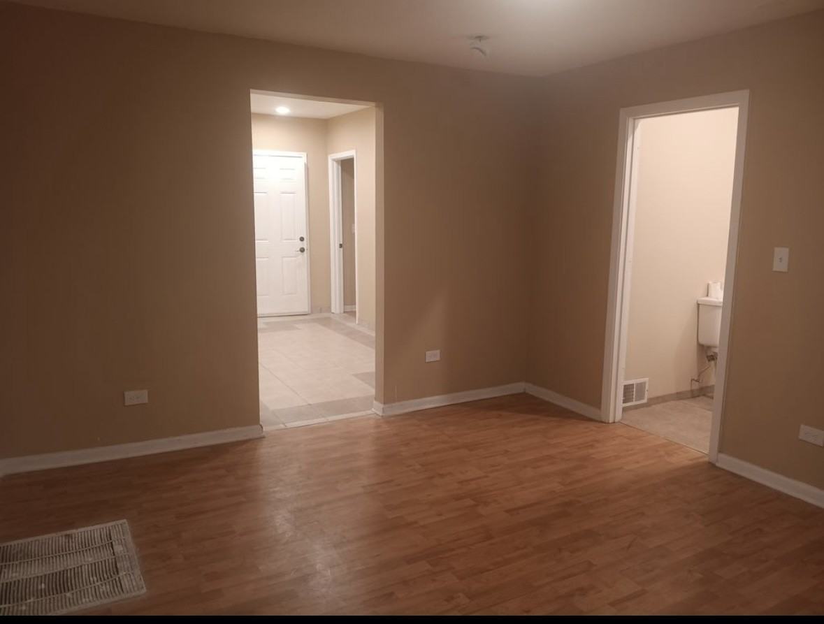 5005 W Chicago Ave #NA - Photo 7 of 9