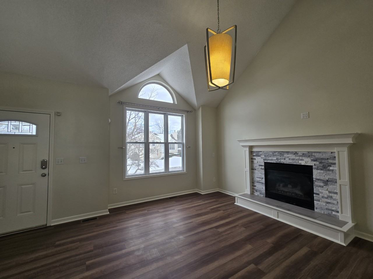 16316 S Hunter St #NA - Photo 3 of 19