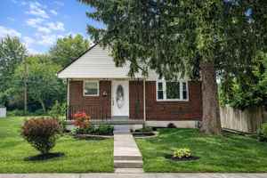 featured image of 1122 Sharon Ave #NA