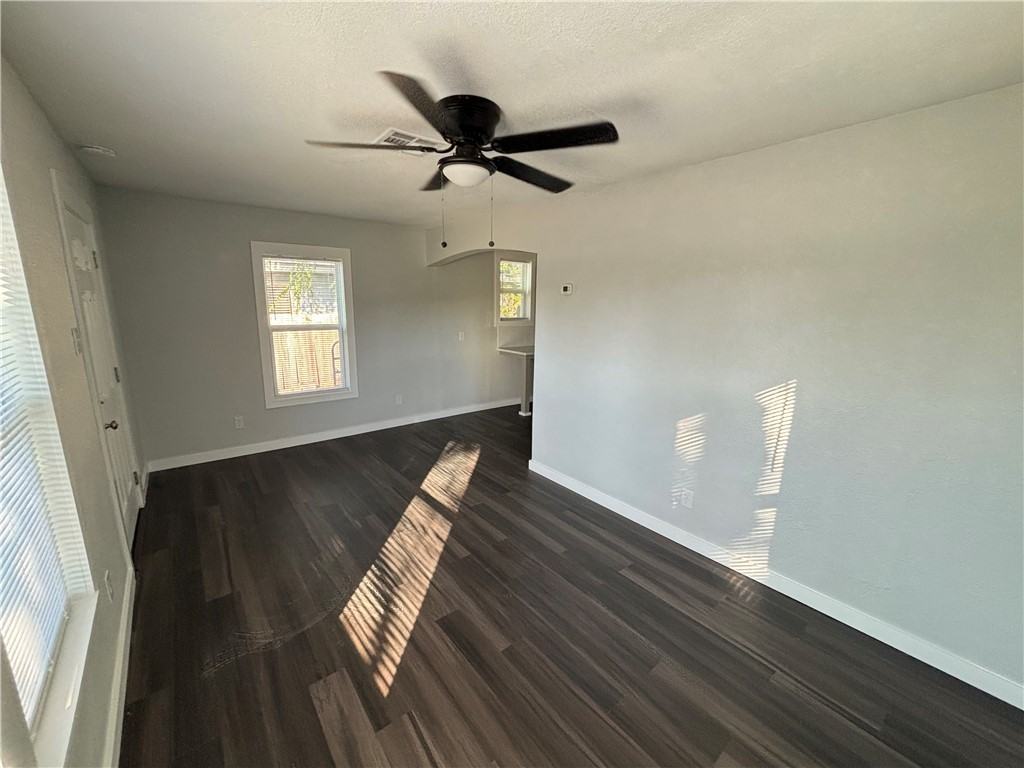 417 Robert Dr #1 - Photo 2 of 9