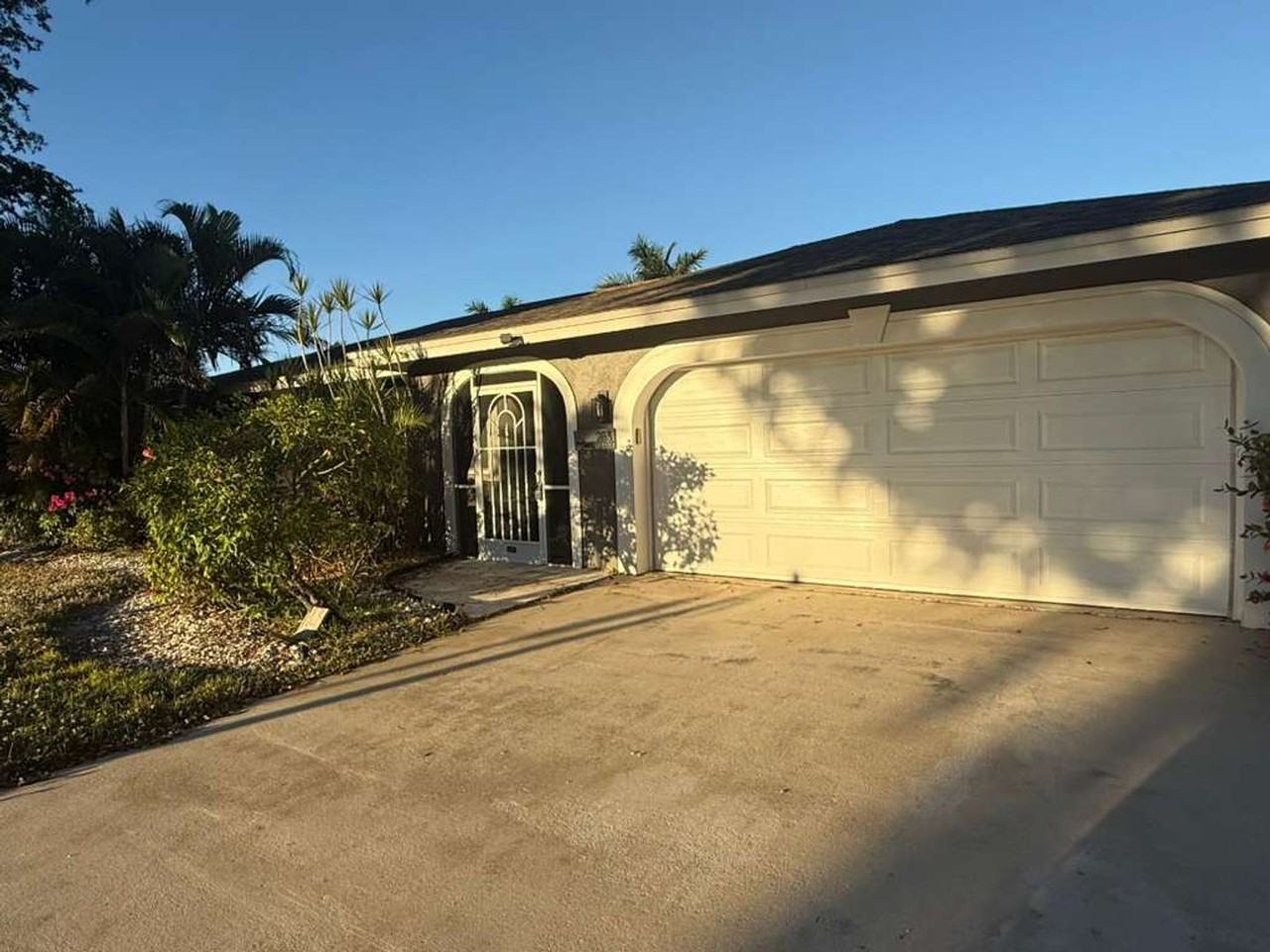 283 Forest Hills Blvd - Photo 7 of 26