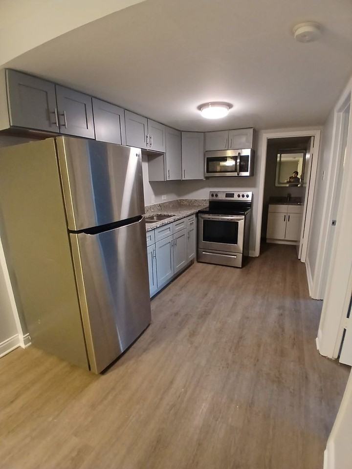 Summit Apartments - Photo 2 of 15