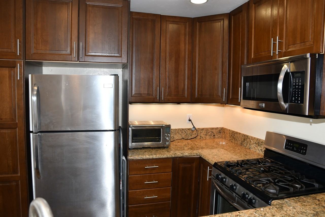 Crosscreek Ter #1 - Photo 6 of 20