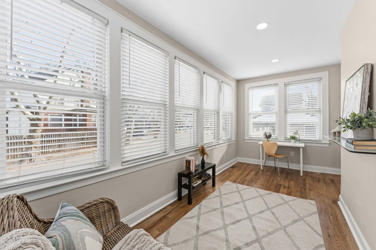 94 Montrose St #1 - Photo 5 of 33