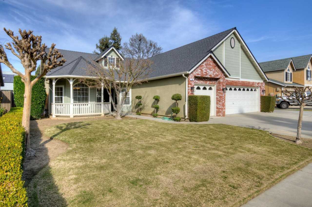 139 Athens Ave - Photo 2 of 22