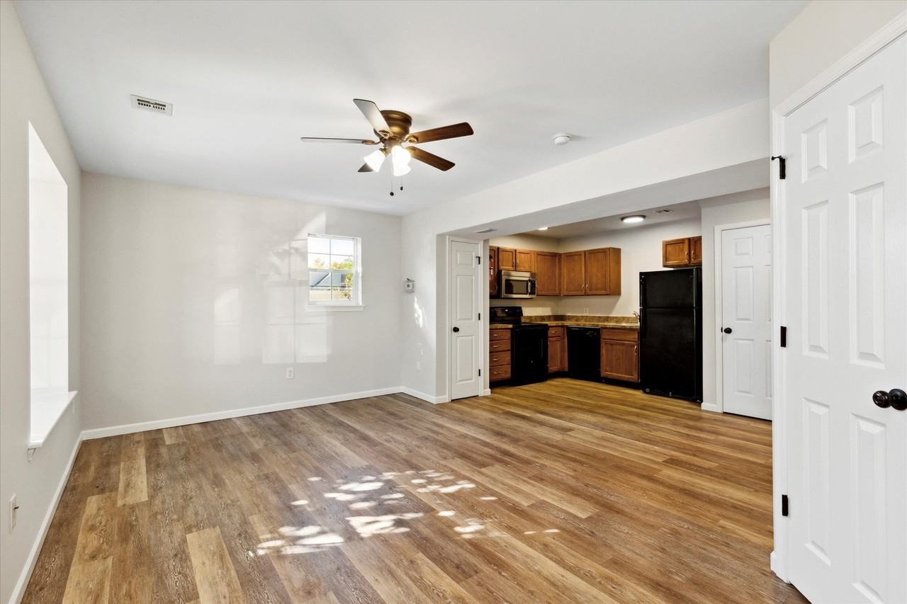 56 South Charlotte Street - Photo 4 of 24