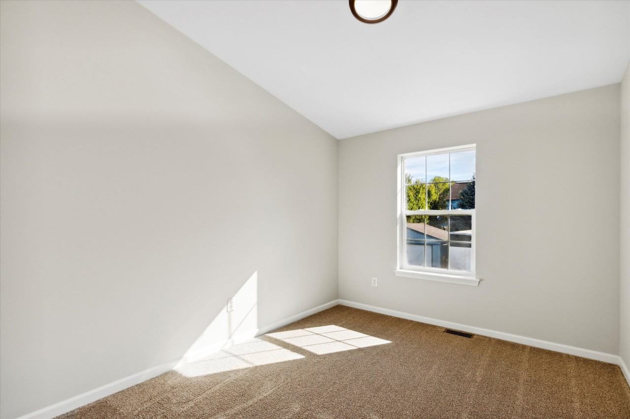 56 South Charlotte Street - Photo 7 of 24