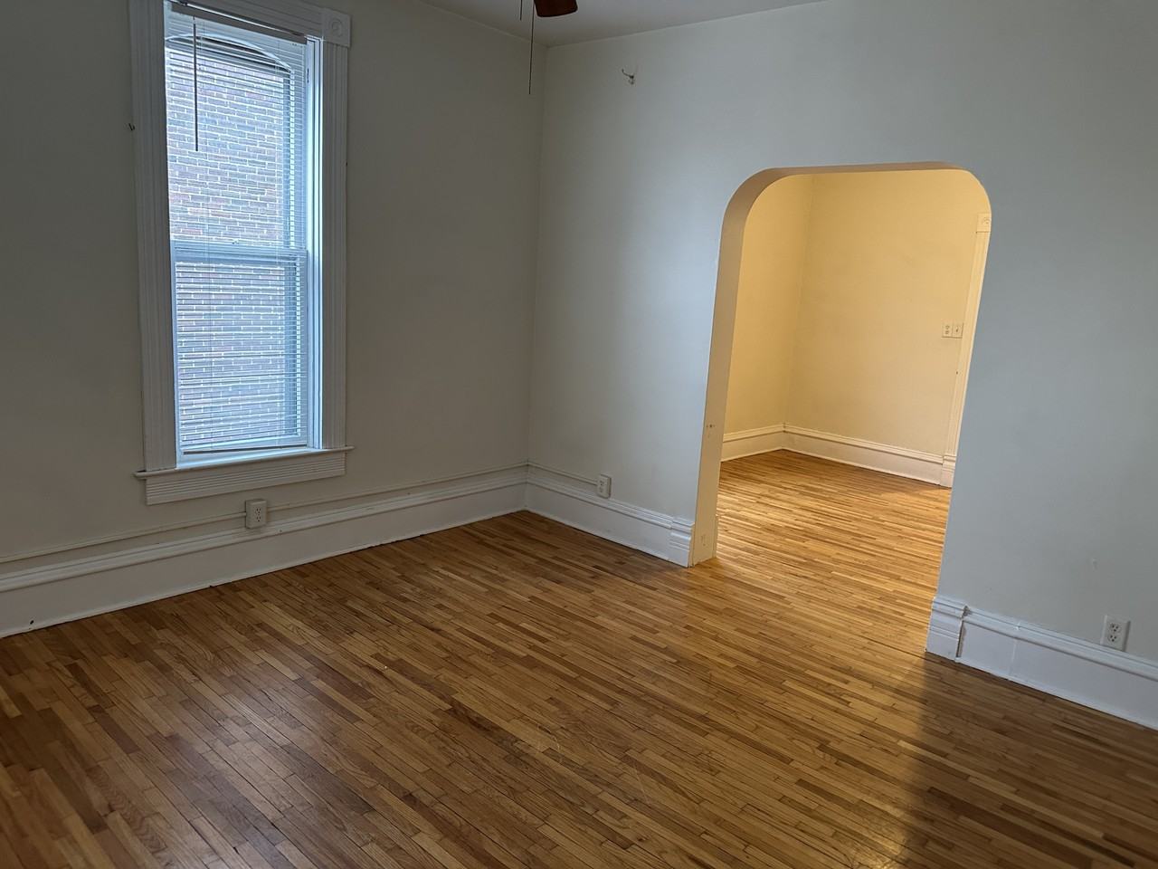 512 Chicago Avenue - Photo 7 of 35