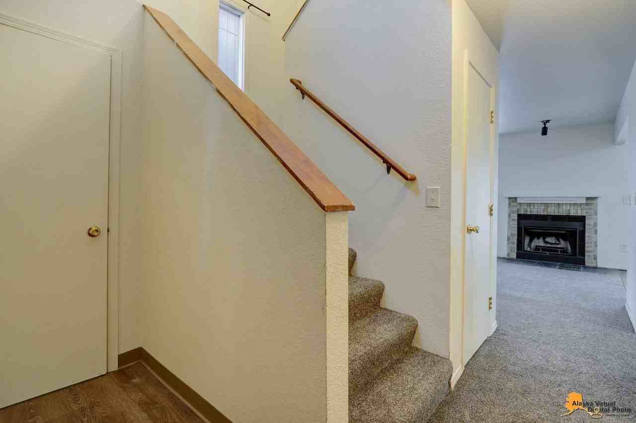 531 Idaho St - Photo 4 of 30