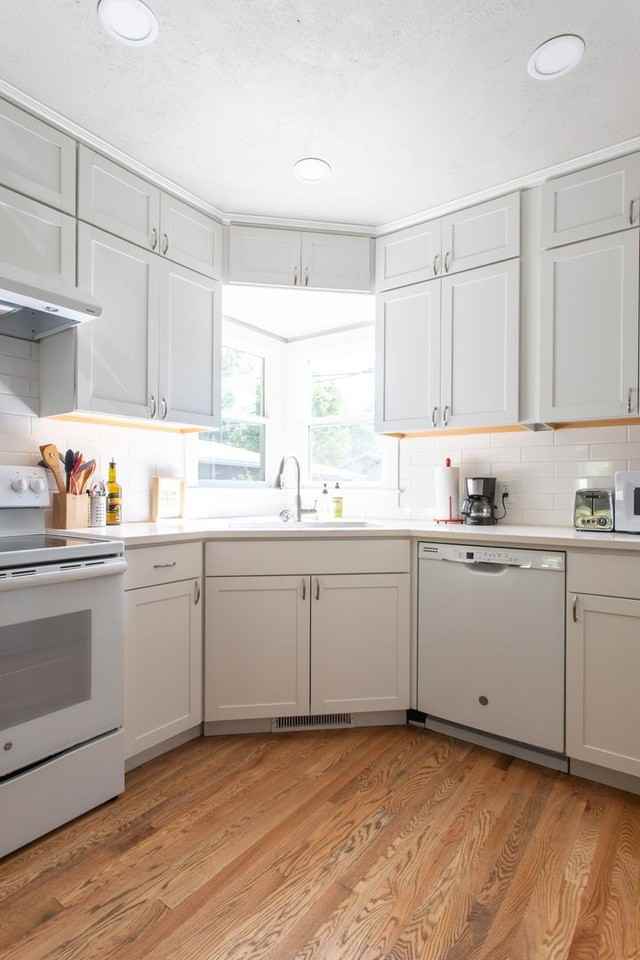 1714 N 27th St - Photo 4 of 34