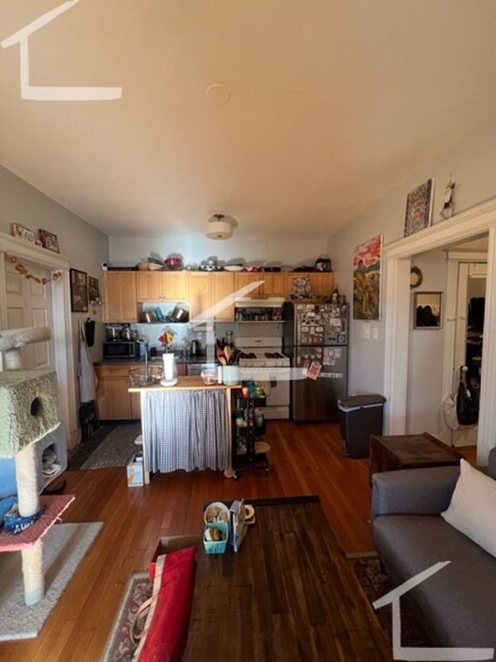 22 Park Vale Ave - Photo 4 of 16