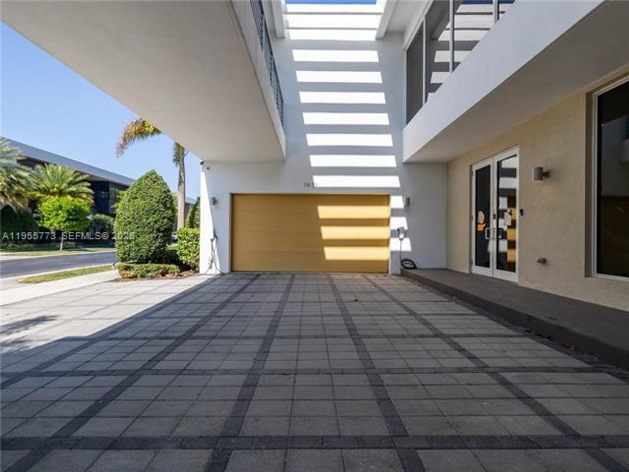 7451 Nw 103rd Ct #7451 - Photo 5 of 50