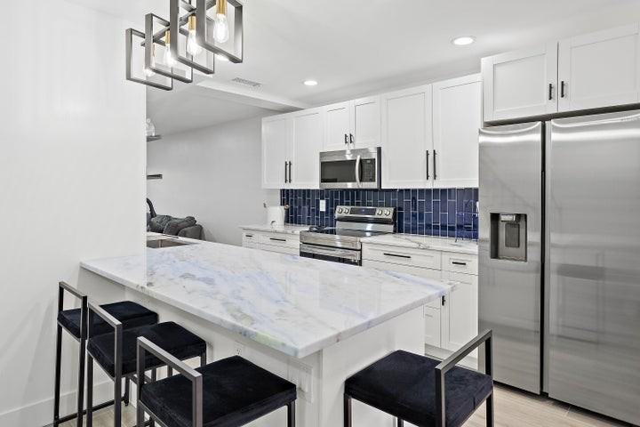 12726 Peconic Court - Photo 4 of 10