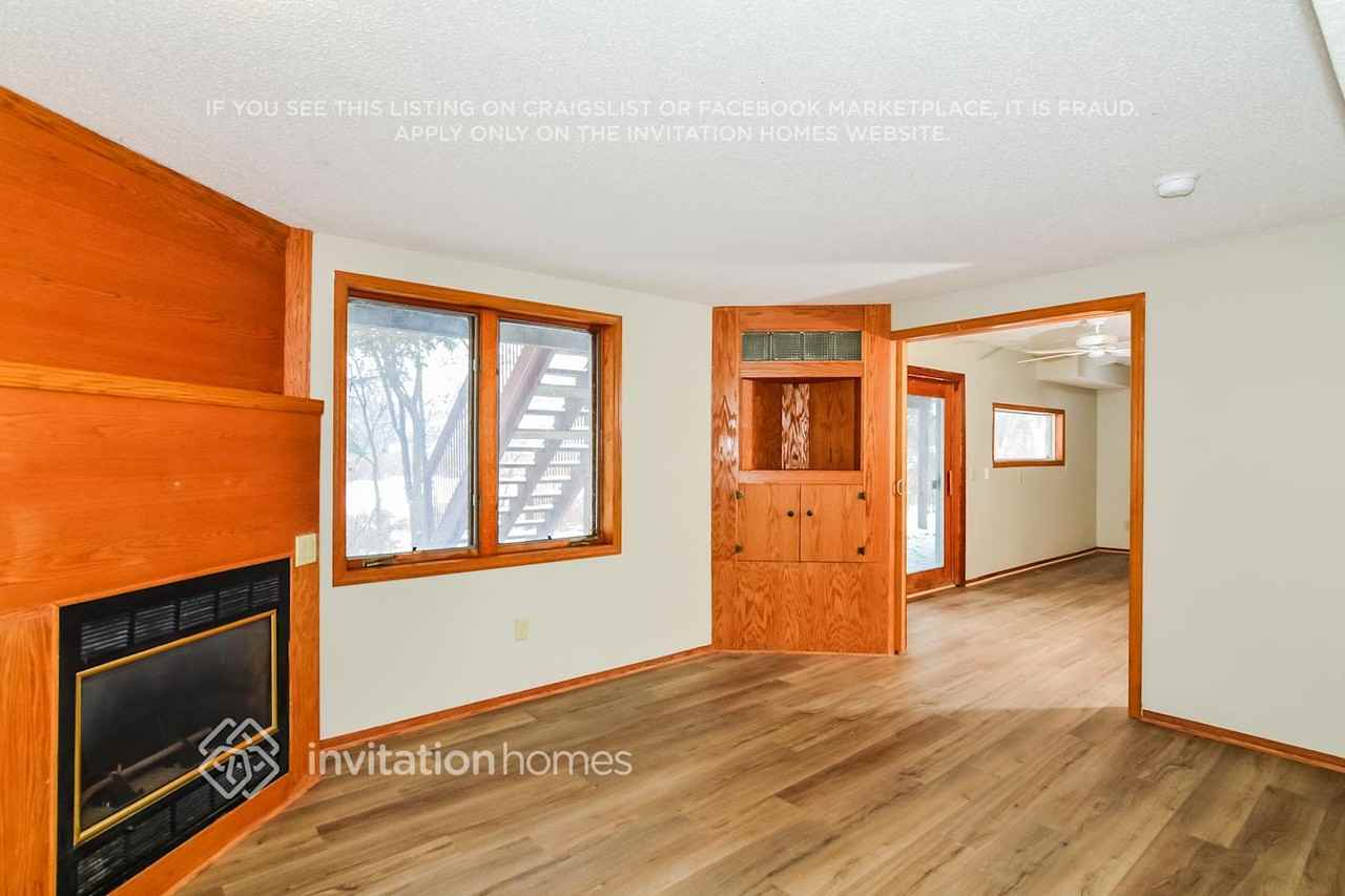 13215 Alabama Ave S - Photo 4 of 17