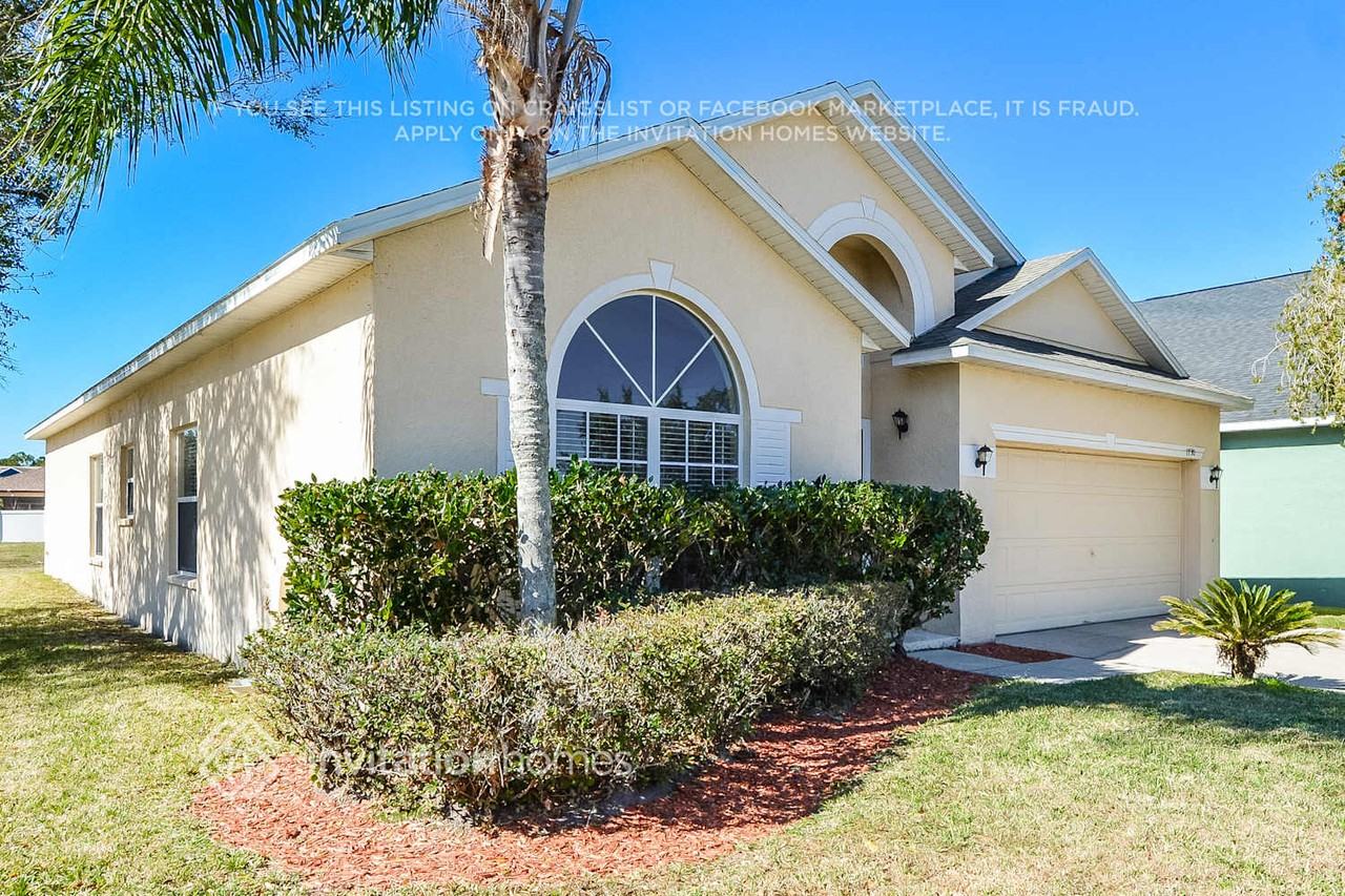 1730 J Lawson Blvd - Photo 3 of 17