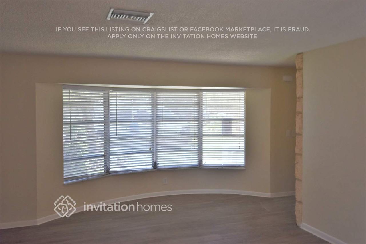 1612 W River Dr - Photo 2 of 18