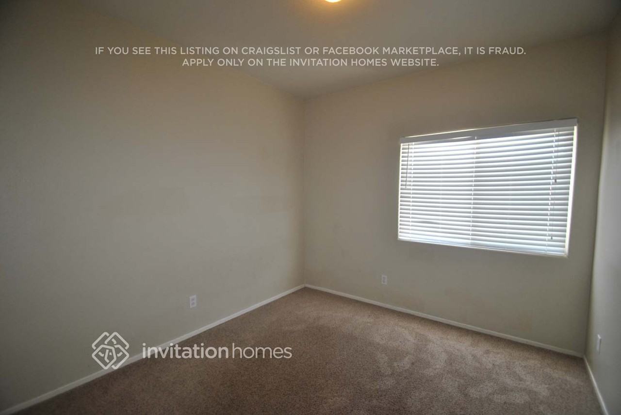 2657 W Torrey Pine Rd - Photo 6 of 14