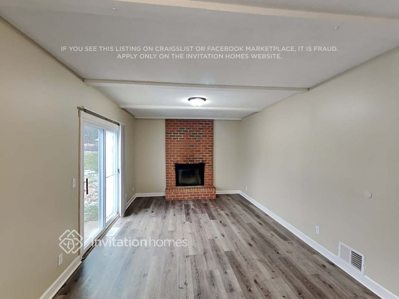 8800 Hillside Trl S - Photo 5 of 27