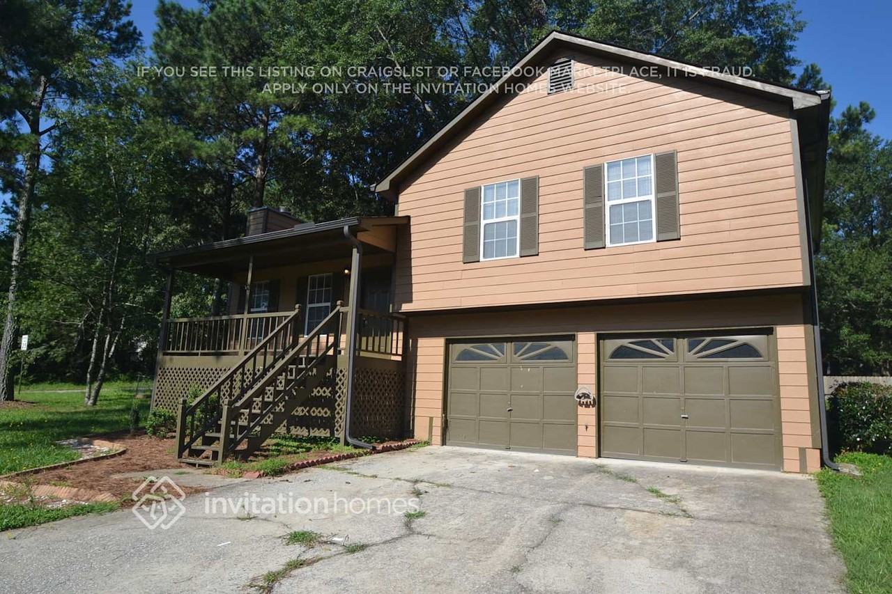 12 Halehaven Dr - Photo 3 of 14