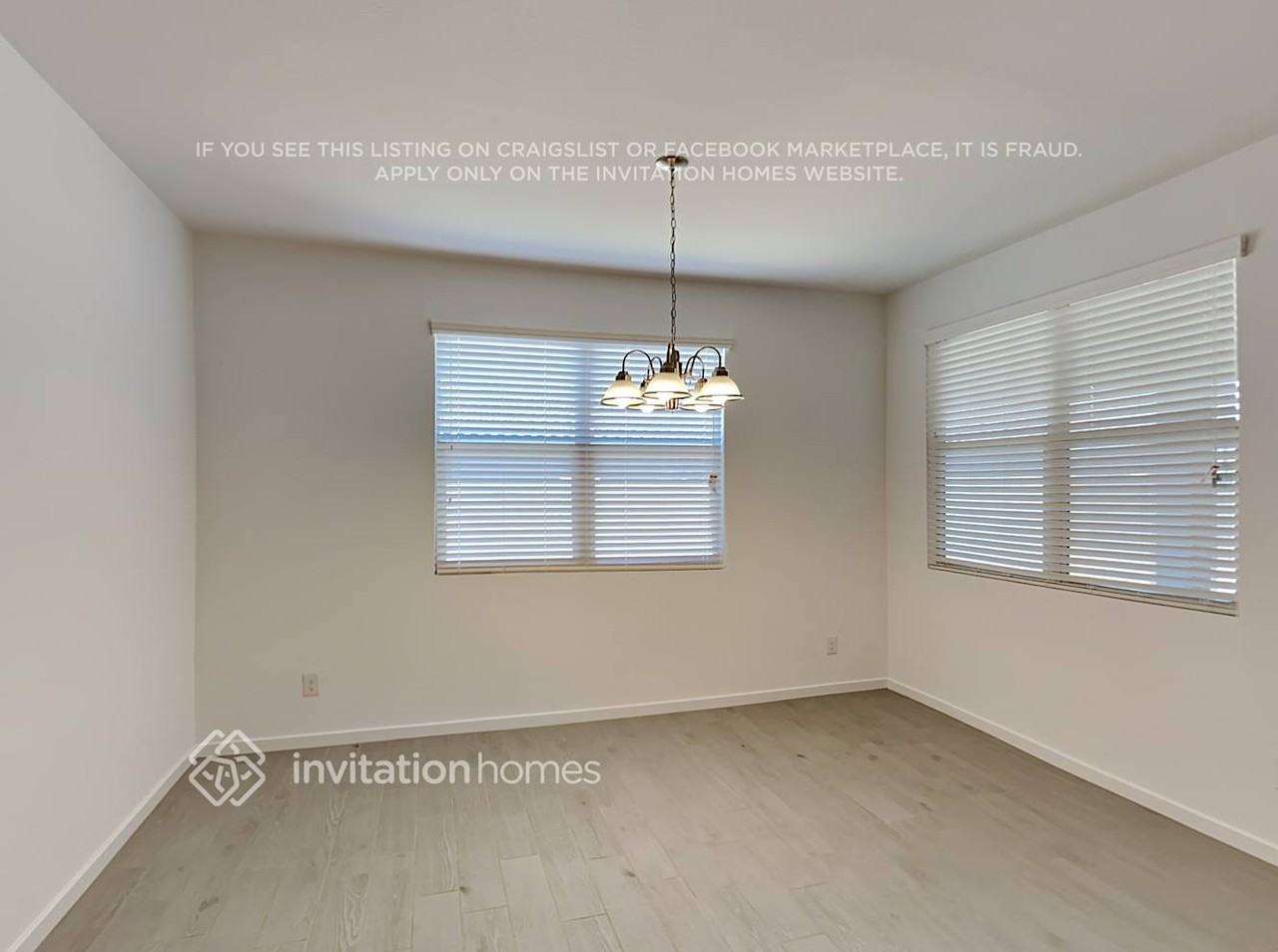 3932 E Caitlin Dr - Photo 3 of 17