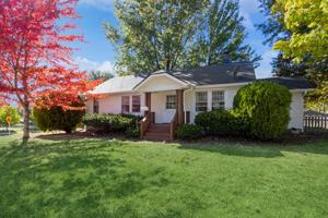 featured image of 8660 Robinson St #1