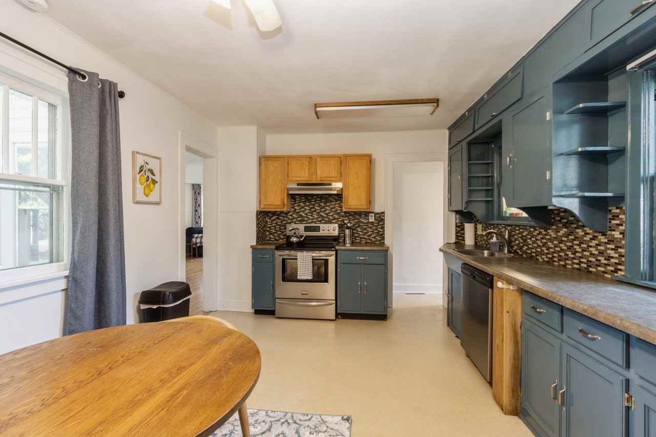 8660 Robinson St #1 - Photo 6 of 21