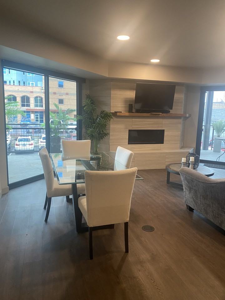 727 E Front Ave #202 - Photo 7 of 15