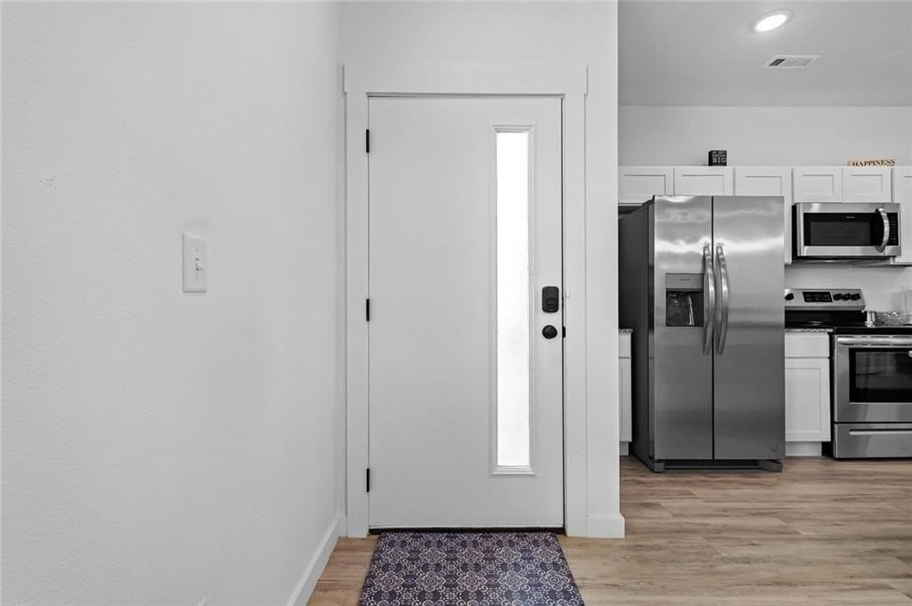 680 Pacific  AVE - Photo 3 of 22