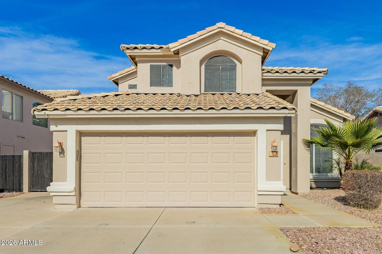 7420 W Los Gatos Dr - Photo 2 of 40