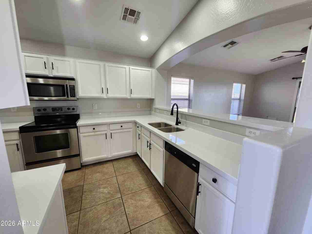 23739 N El Frio Ct - Photo 7 of 27