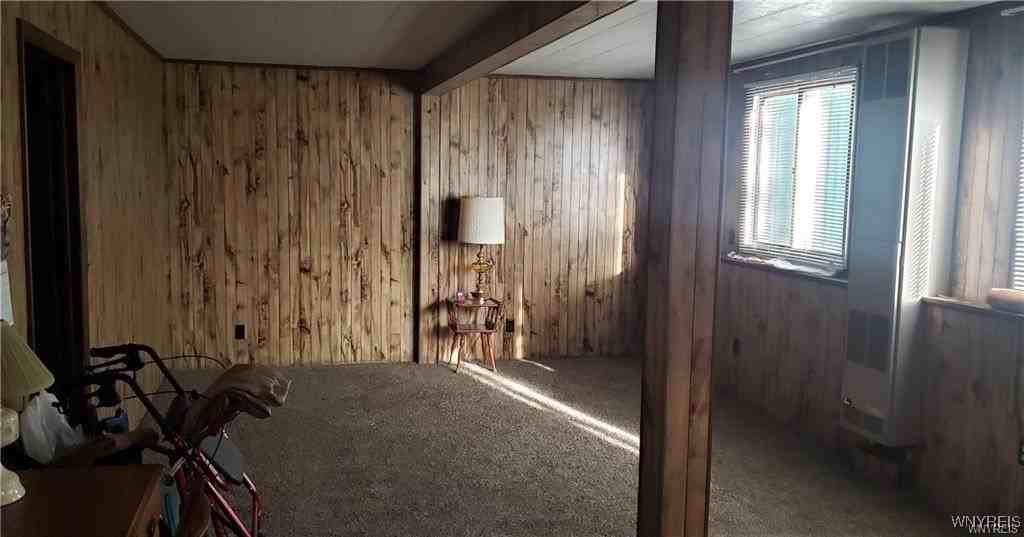 139 S Main St - Photo 3 of 8